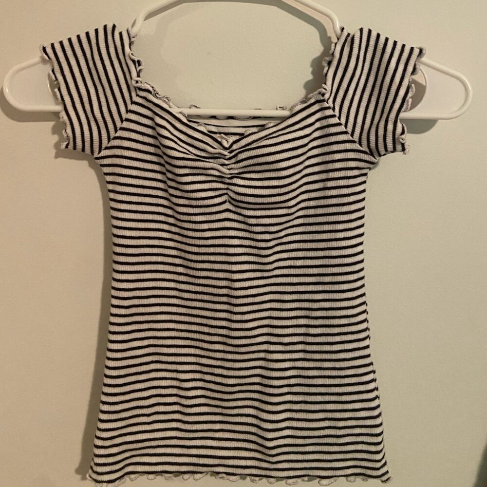 hollister off the shoulders striped baby tee